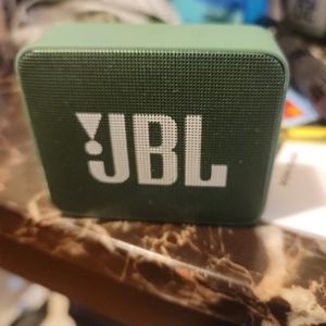 Jbl go speaker
